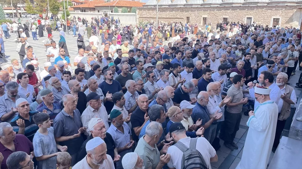 Konya’da Gıyabi Cenaze Namazı